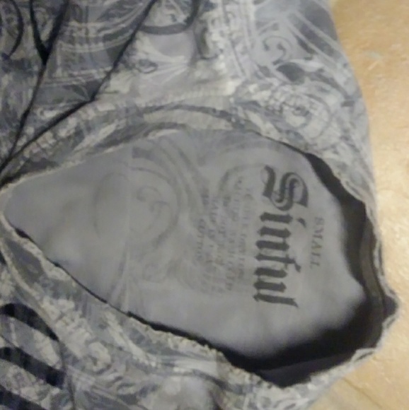 Sinful t-shirt - Picture 5 of 5